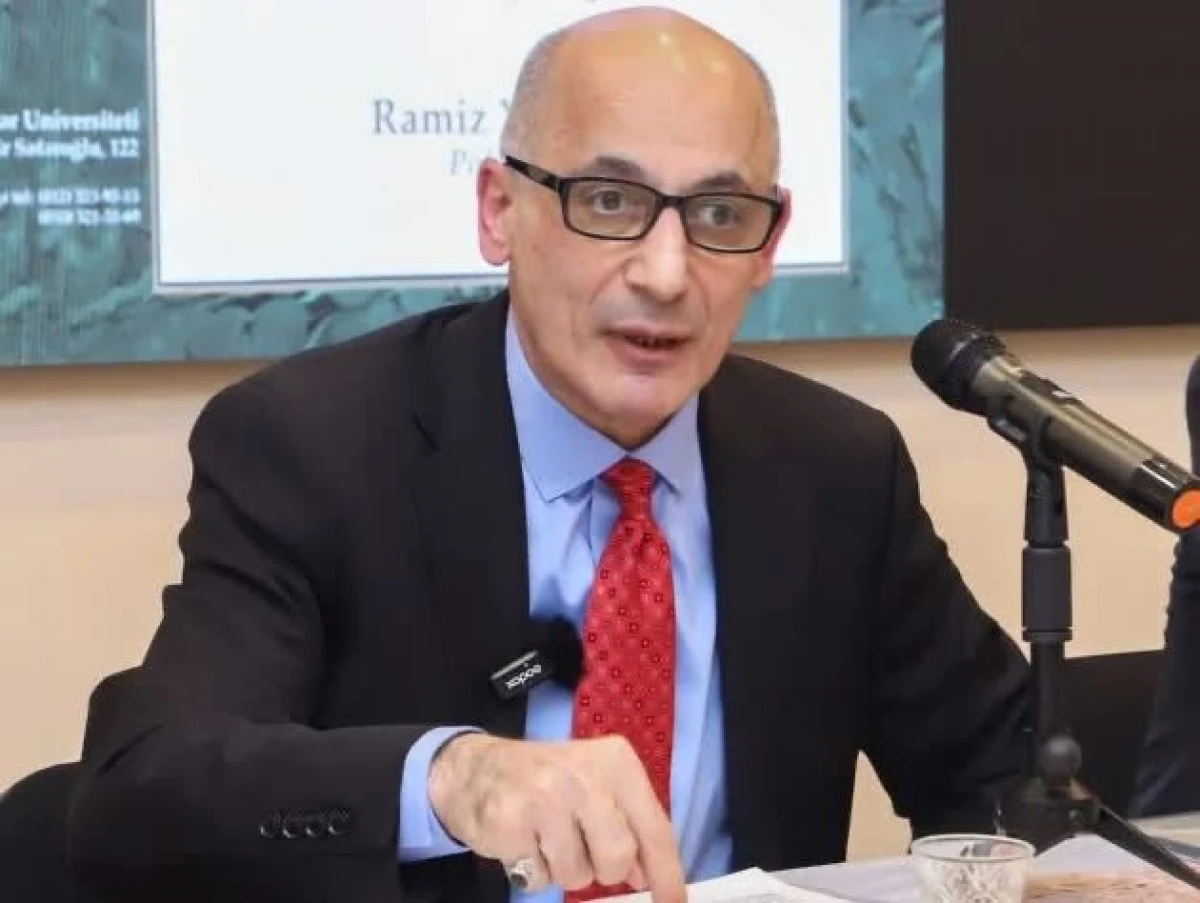 Peşəkarlıq əvəzinə populizmə üstünlük vermək geosiyasi riskdir - [[Ramiz Yunus yazır...]]