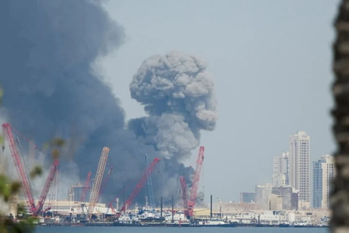 Əbu-Dabidə İranın raket hücumu nəticəsində [[bir nəfər öldü]]