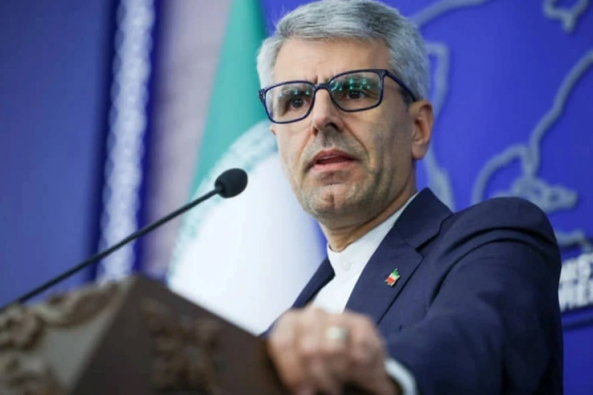 [[İsmail Bəqayi:]] “Qızlar məktəbinə hücum insanlığa qarşı cinayətdir”