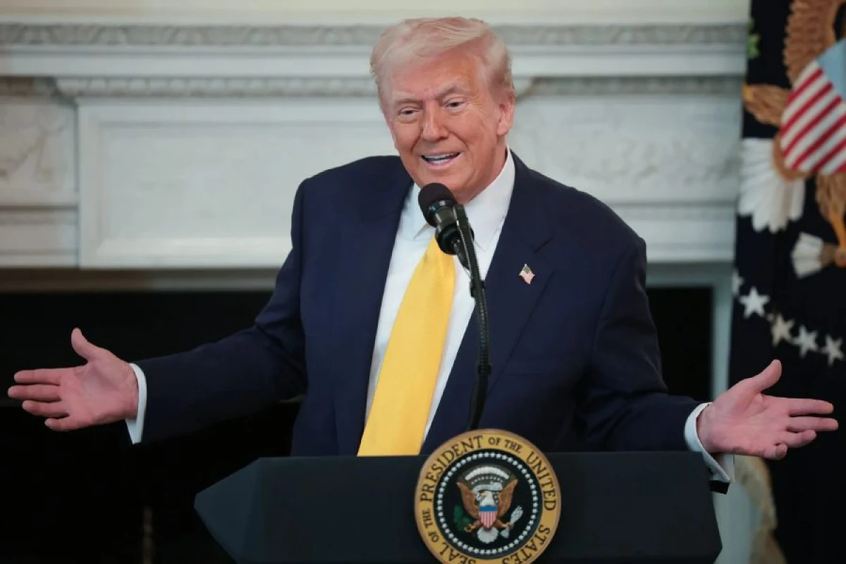 Tramp İrana [[xəbərdarlıq etdi]]