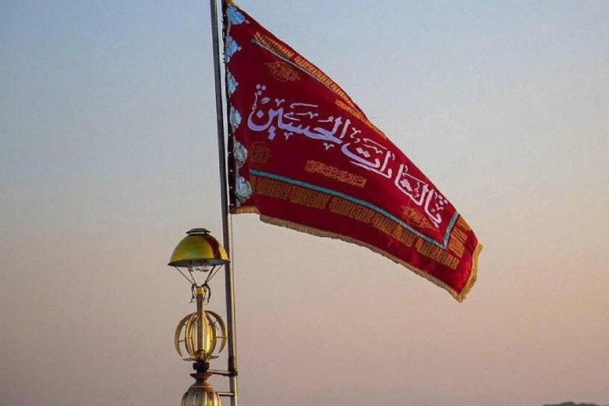 Qumda məscid üzərində [[“qisas bayrağı”]] qaldırıldı