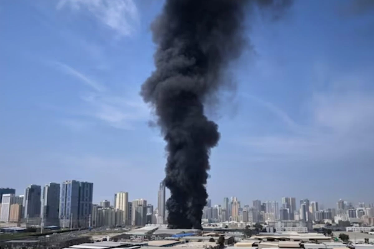 ABŞ-nin [[Küveytdəki səfirliyinə]] hücum edildi