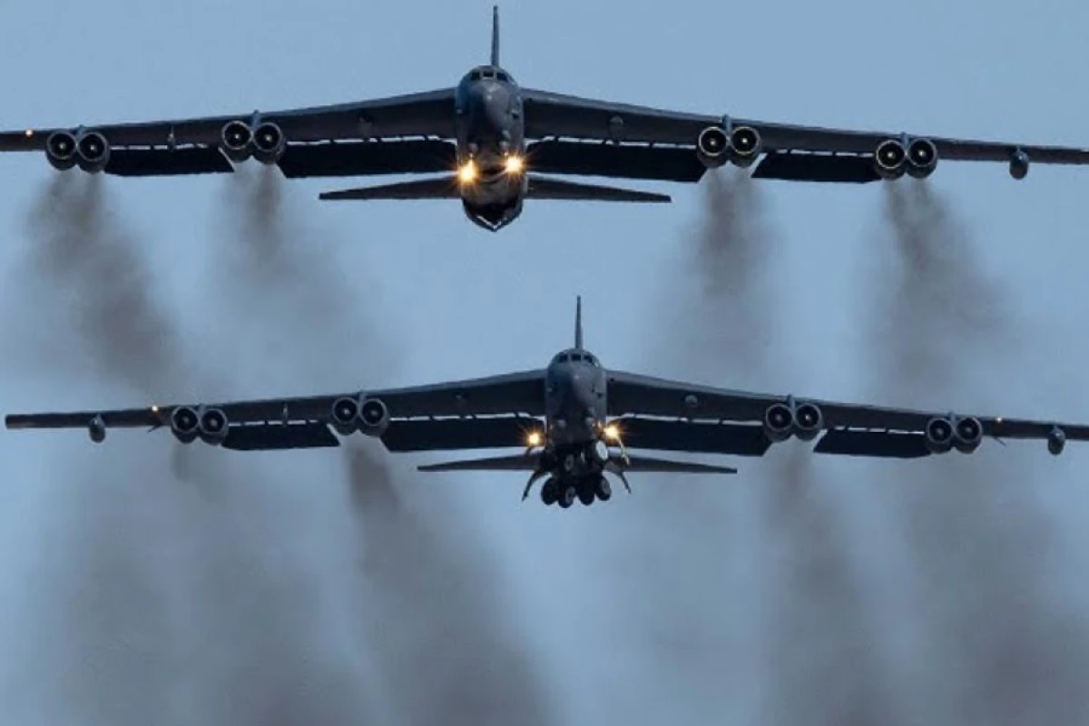 Küveytdə ABŞ hərbi təyyarələri [[vuruldu]]