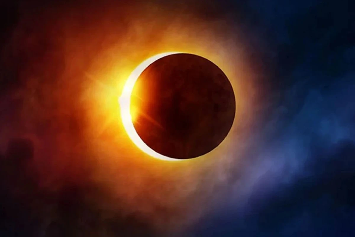 İlin [[ilk Ay tutulması]] başladı