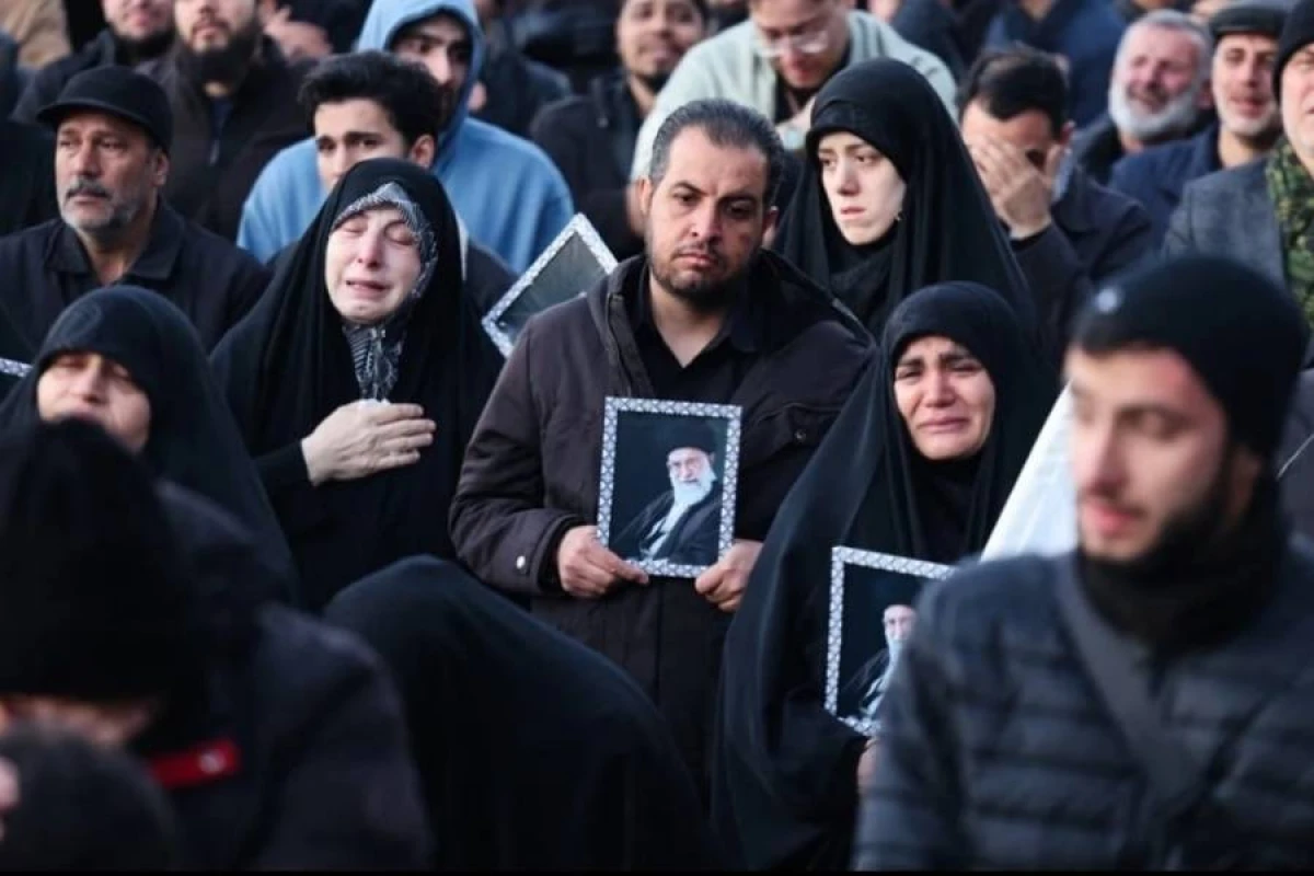 [[Xamenei]] doğulduğu şəhərdə dəfn olunacaq