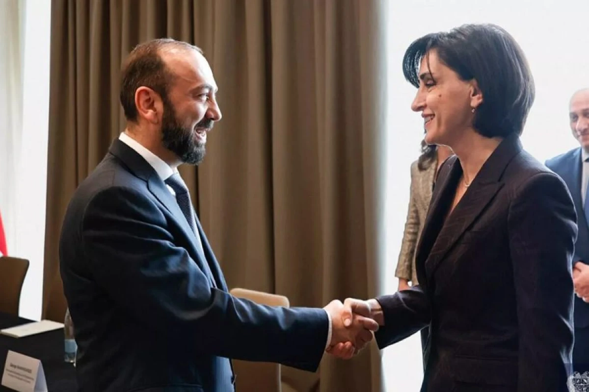 [[Ermənistan və Gürcüstan]] Yaxın Şərqə yardım məsələsini müzakirə etdilər