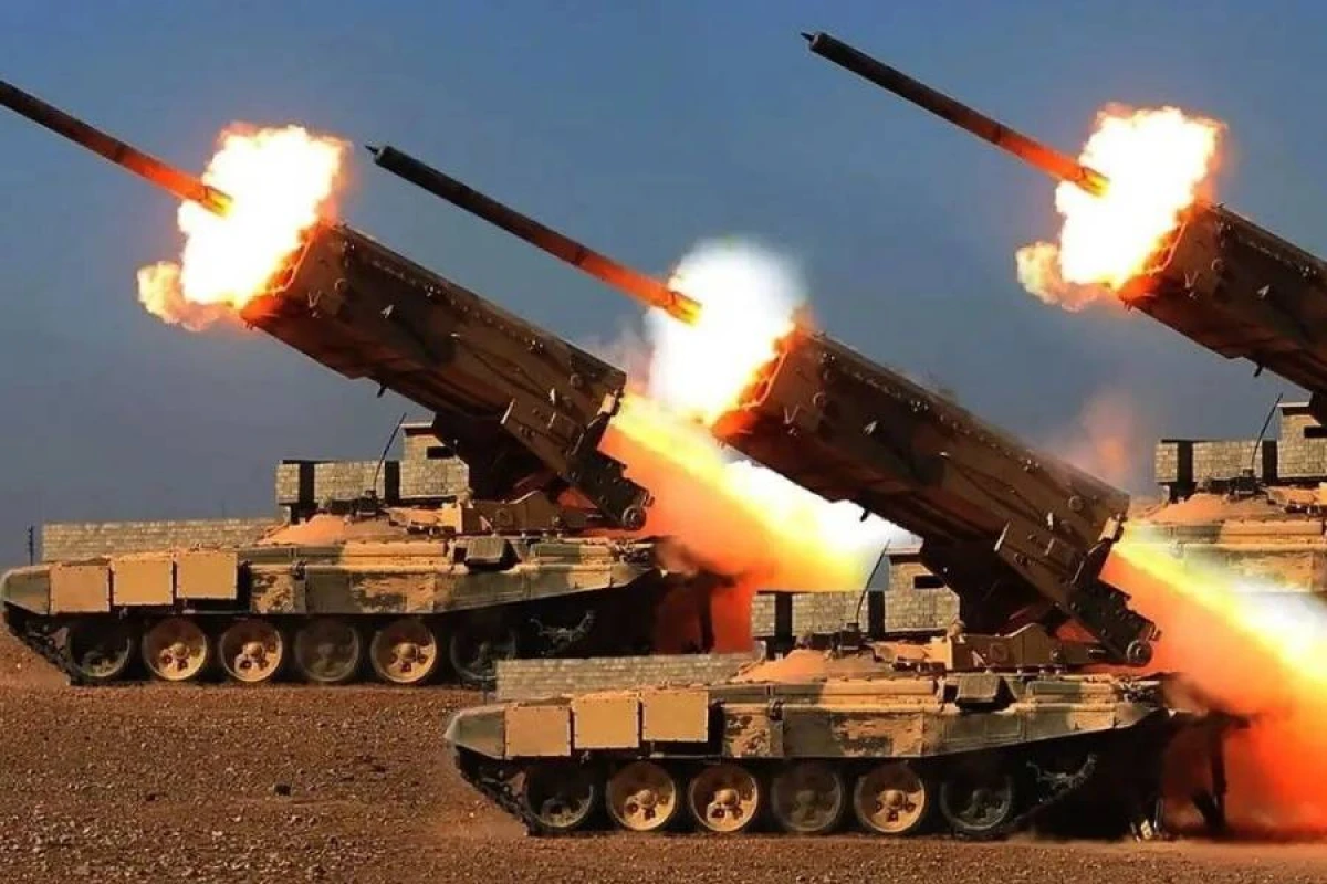 İran [[Küveytə raket hücumu]] həyata keçirdi