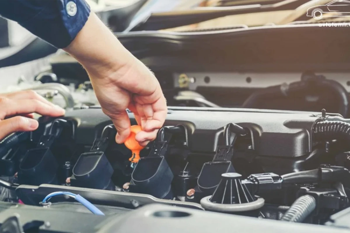 Oğurladıqları [[ehtiyat hissələri ilə maşın təmir edən]] ustalar saxlanıldı