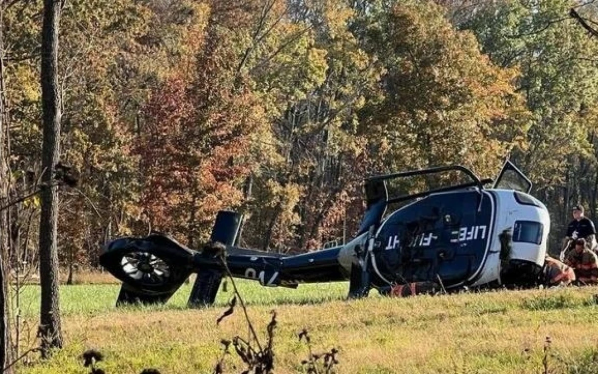 BƏƏ-də helikopter qəzasında [[iki hərbçi həlak oldu]]