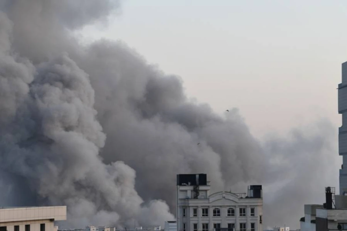 Kirman hava limanı zərbələr nəticəsində [[zədələndi]]