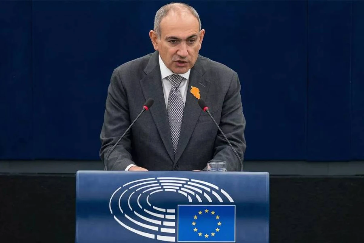 Paşinyan [[Aİ-yə inteqrasiyada]] əsas maneəni açıqladı