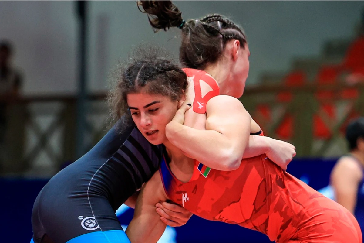 [[Serbiyada böyük sınaq:]] iki güləşçimiz Avropa qızılı üçün xalçaya çıxacaq