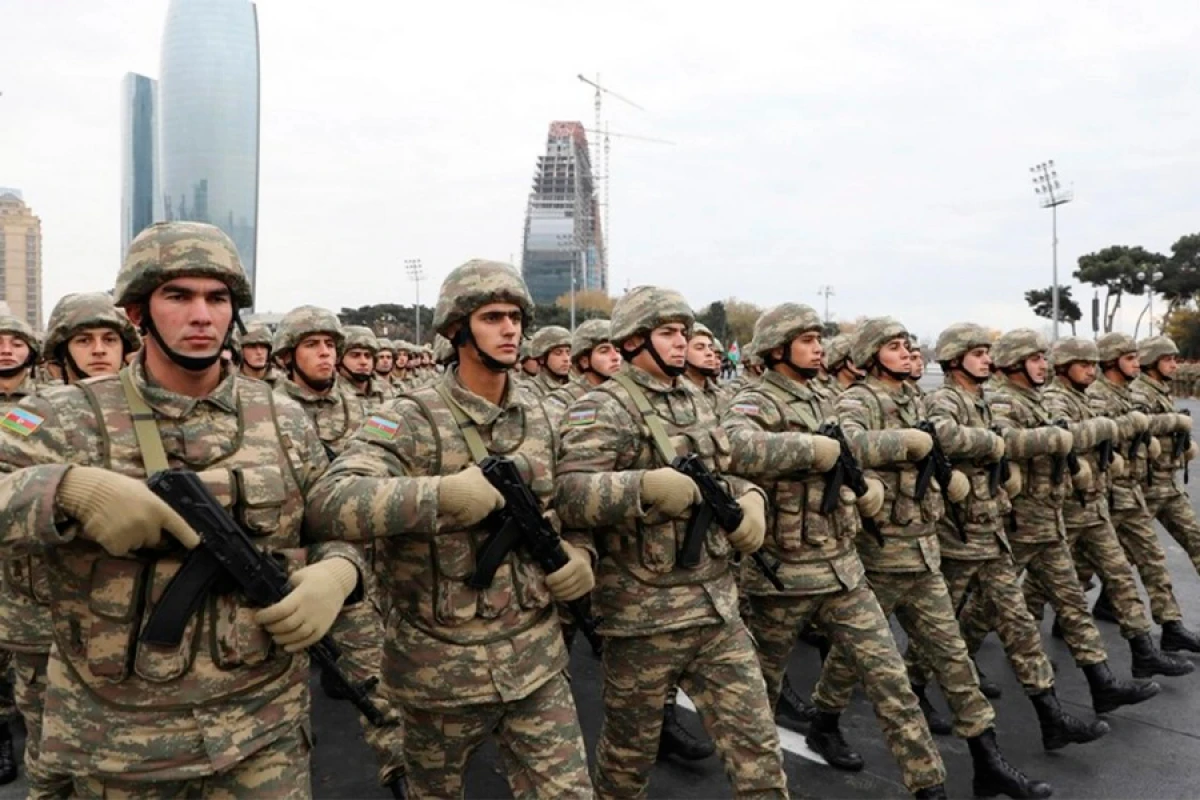 Baş nazir [[VACİB QƏRAR imzaladı: 15 yaşı tamam olan...]]