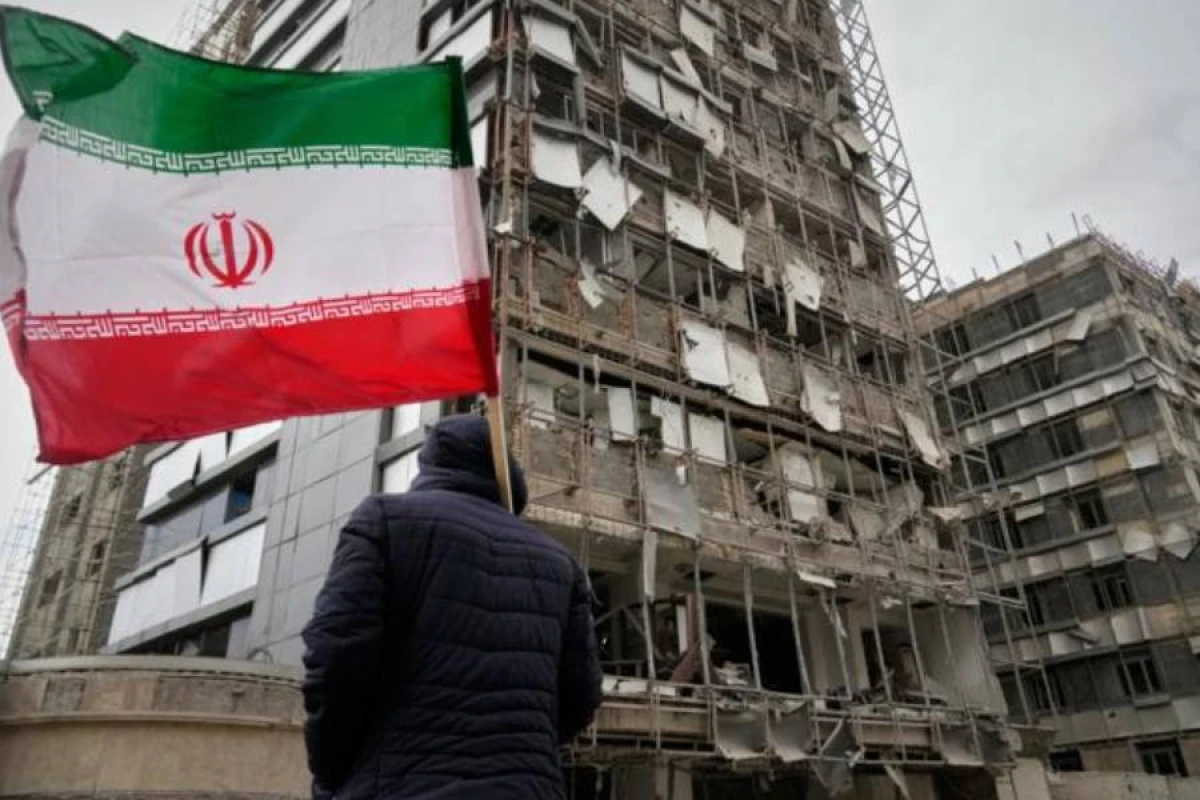 [[Xamenei:]] "İran ABŞ və İsraildən təzminat tələb edəcək"