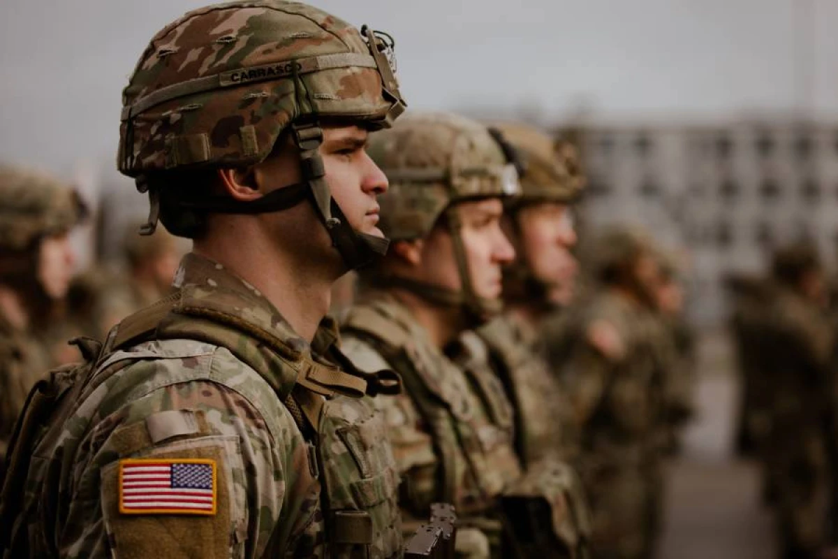 ABŞ Avropadakı qüvvələrinin [[böyük hissəsini saxlayır]]