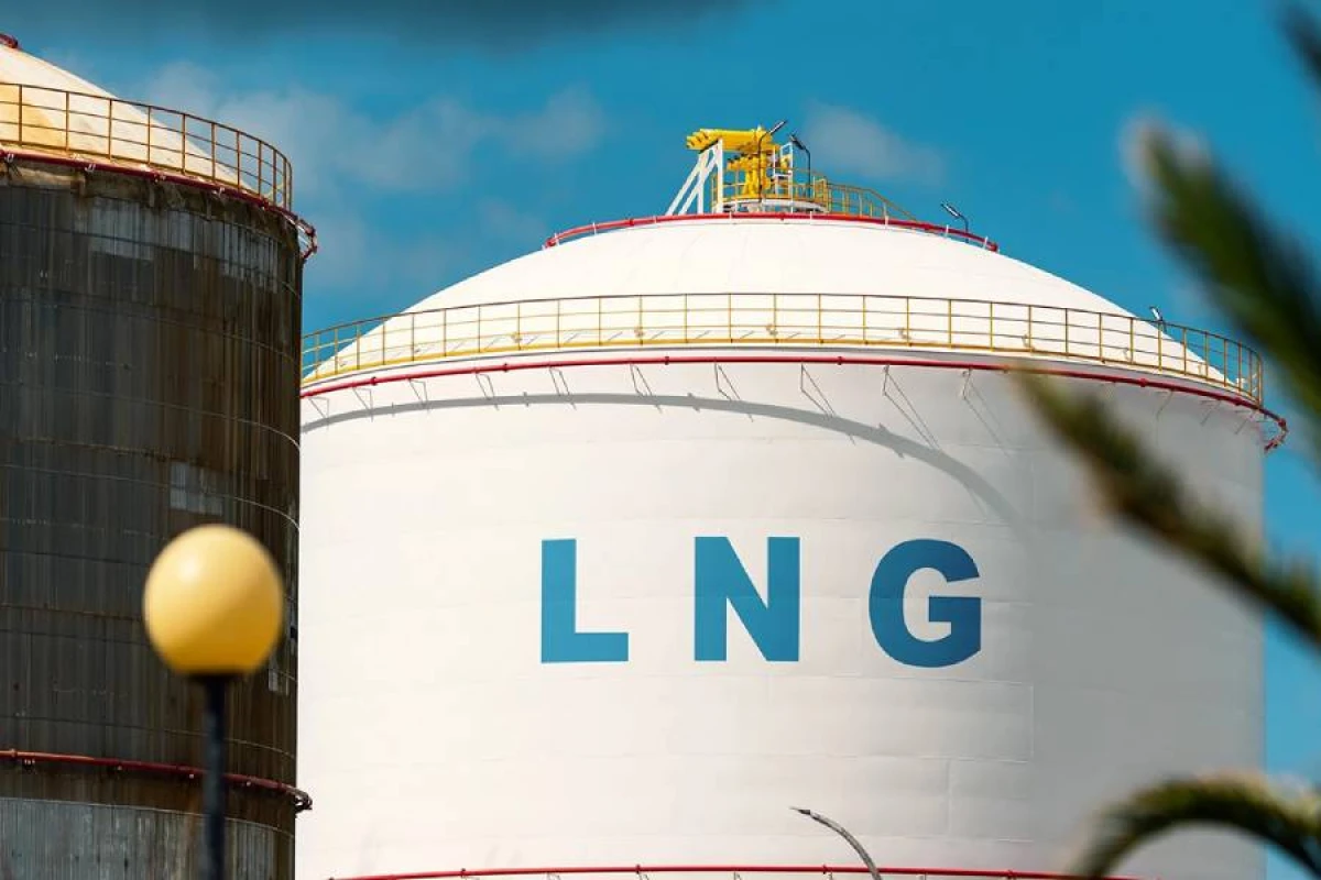 [[Çexiya ABŞ-dən]] təbii qaz almağı planlaşdırır