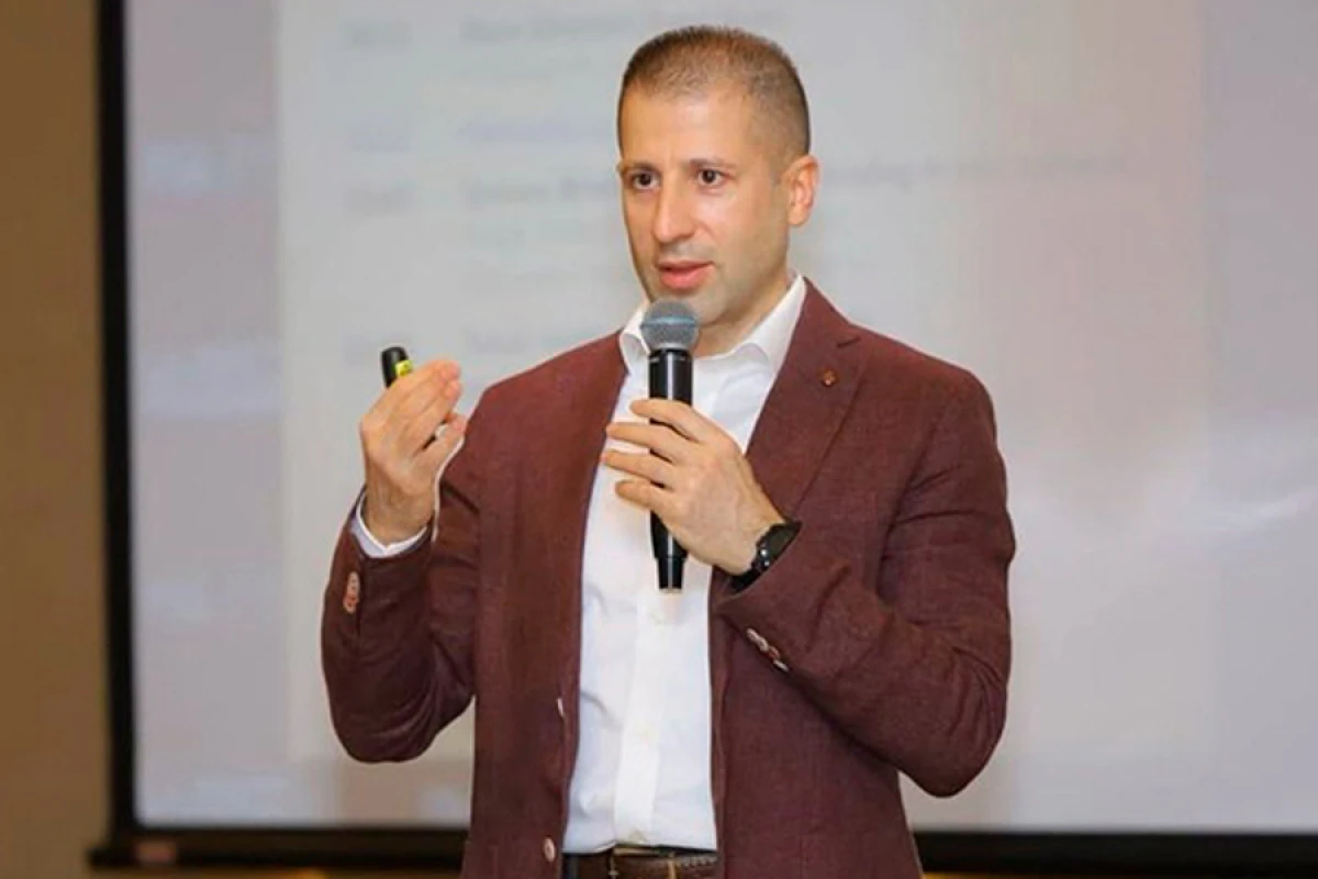 “Formula-1” [[işi üzrə təqsirləndirilən Mehdiyev]] ölkədən çıxa bilmədi