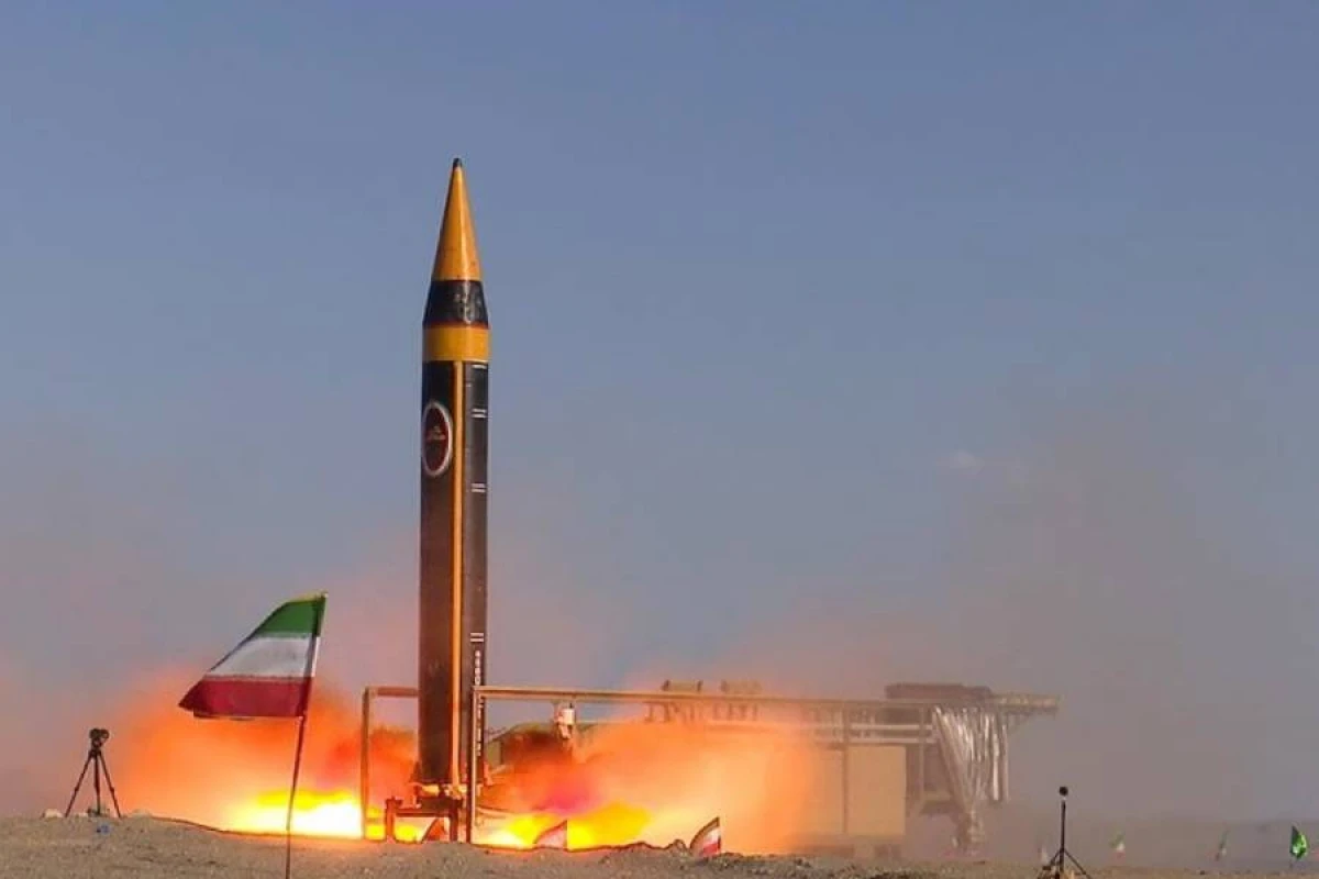 İran Türkiyəyə raket atışları ilə bağlı xəbərləri [[təkzib edir]]