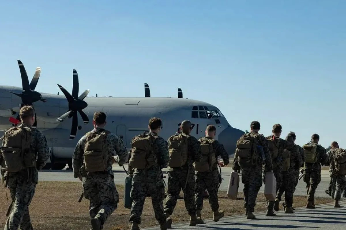 ABŞ 2500 dəniz piyadasını Yaponiyadan [[Yaxın Şərqə göndərəcək]]