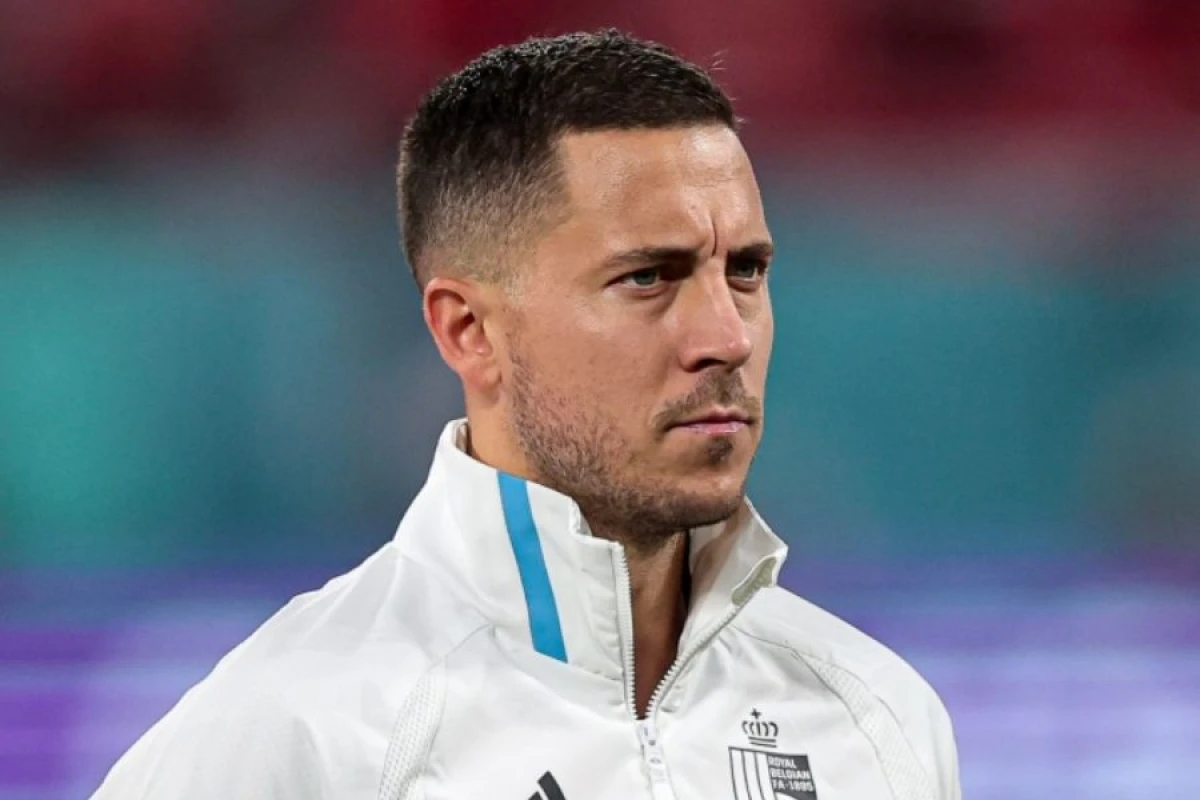 Hazardın seçimi bəlli oldu: [[Messi yoxsa Ronaldo sualına cavab]]