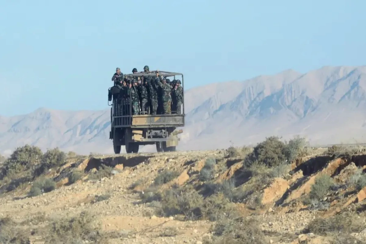 İsrail Livanın cənubunda [[quru əməliyyatlarına]] başladı