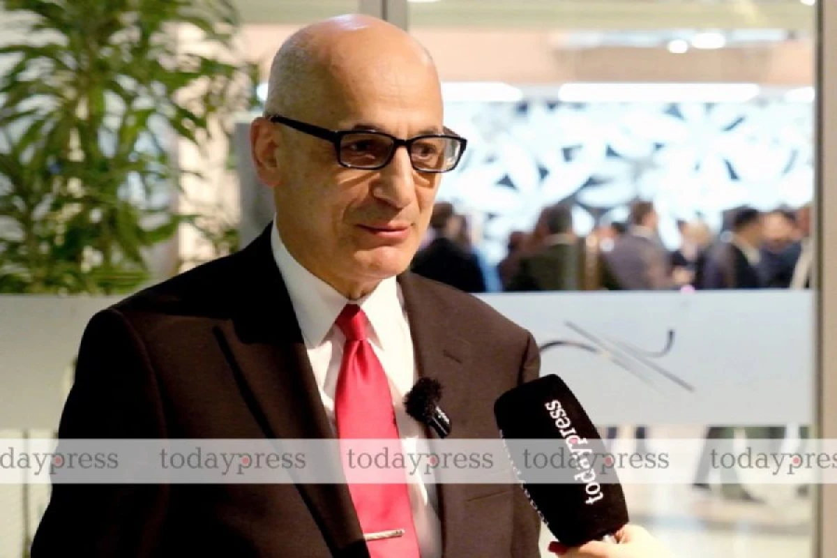 "Məhz burada əsas imtahan başlayır" [[- Ramiz Yunus yazır...]]