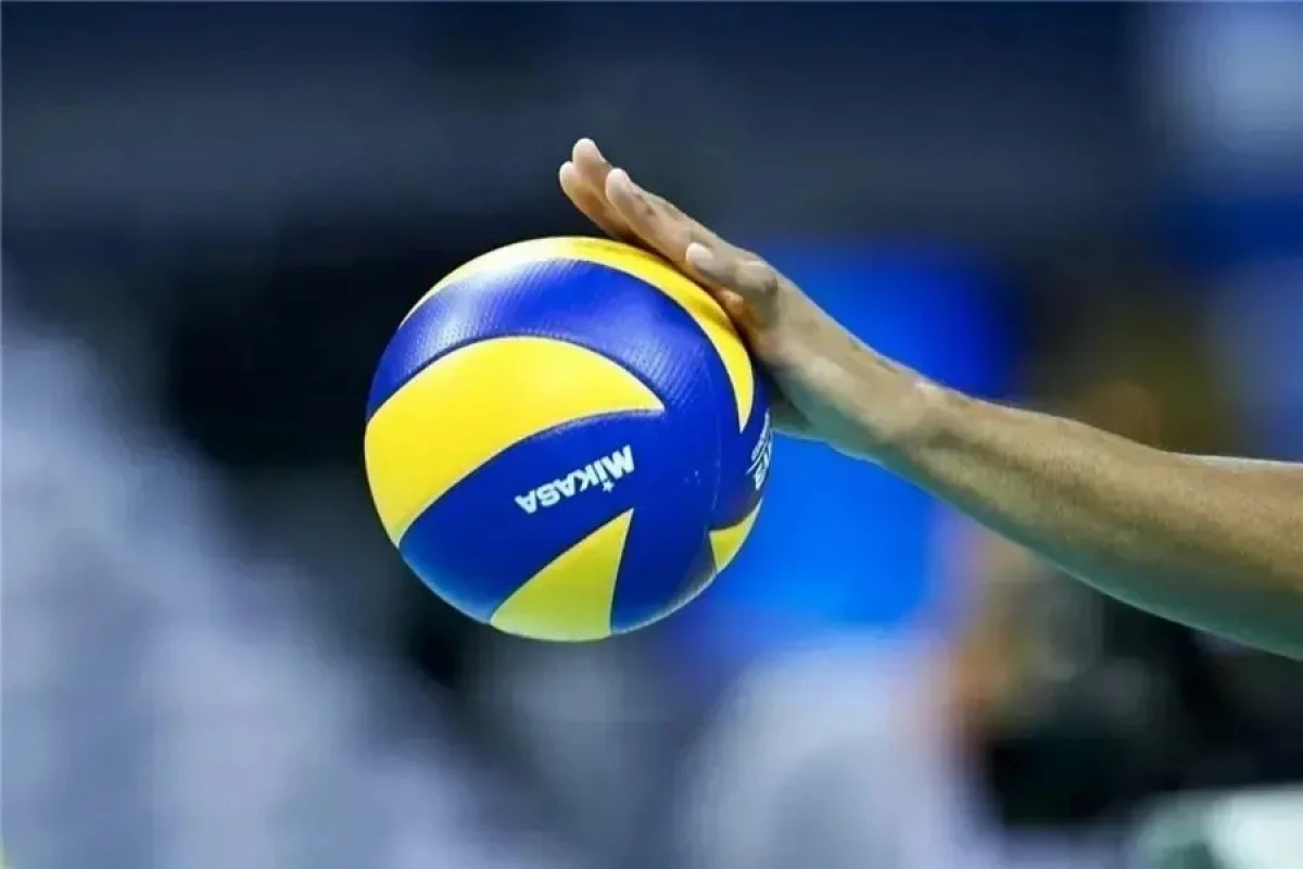 Kişi voleybolçular [[Yüksək Liqa yarışlarında]]