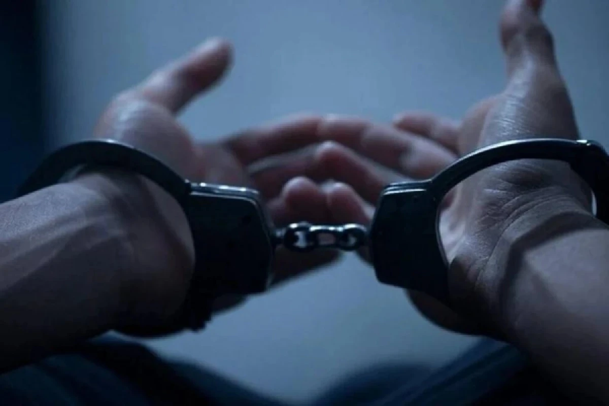 Ağdaşda [[anasını qətlə yetirən oğul]] saxlanıldı