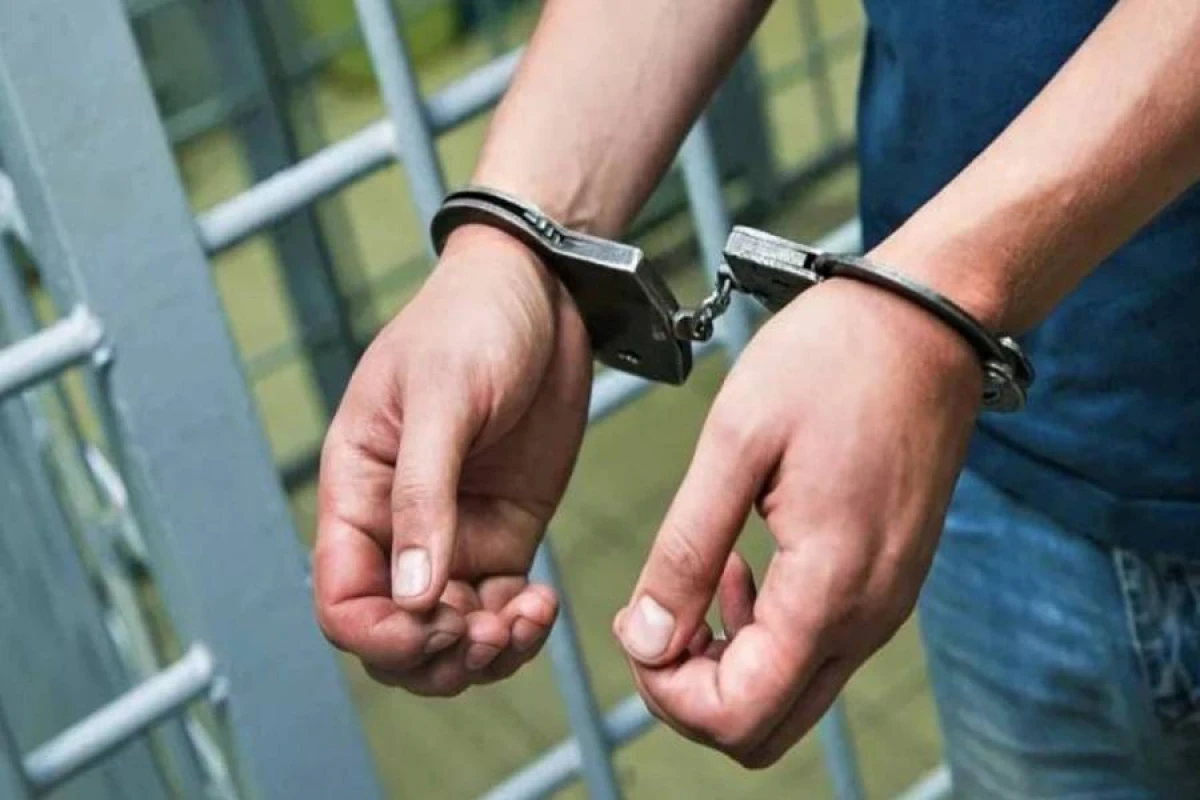 Azərbaycanda ötən gün dələduzluğa görə axtarışda olan [[dörd nəfər saxlanılıb]]