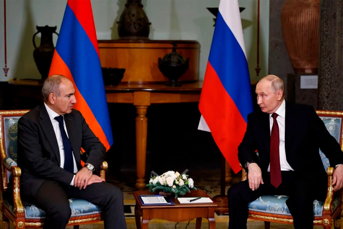 Moskva görüşü: [[Paşinyana alternativ kimdir?]]