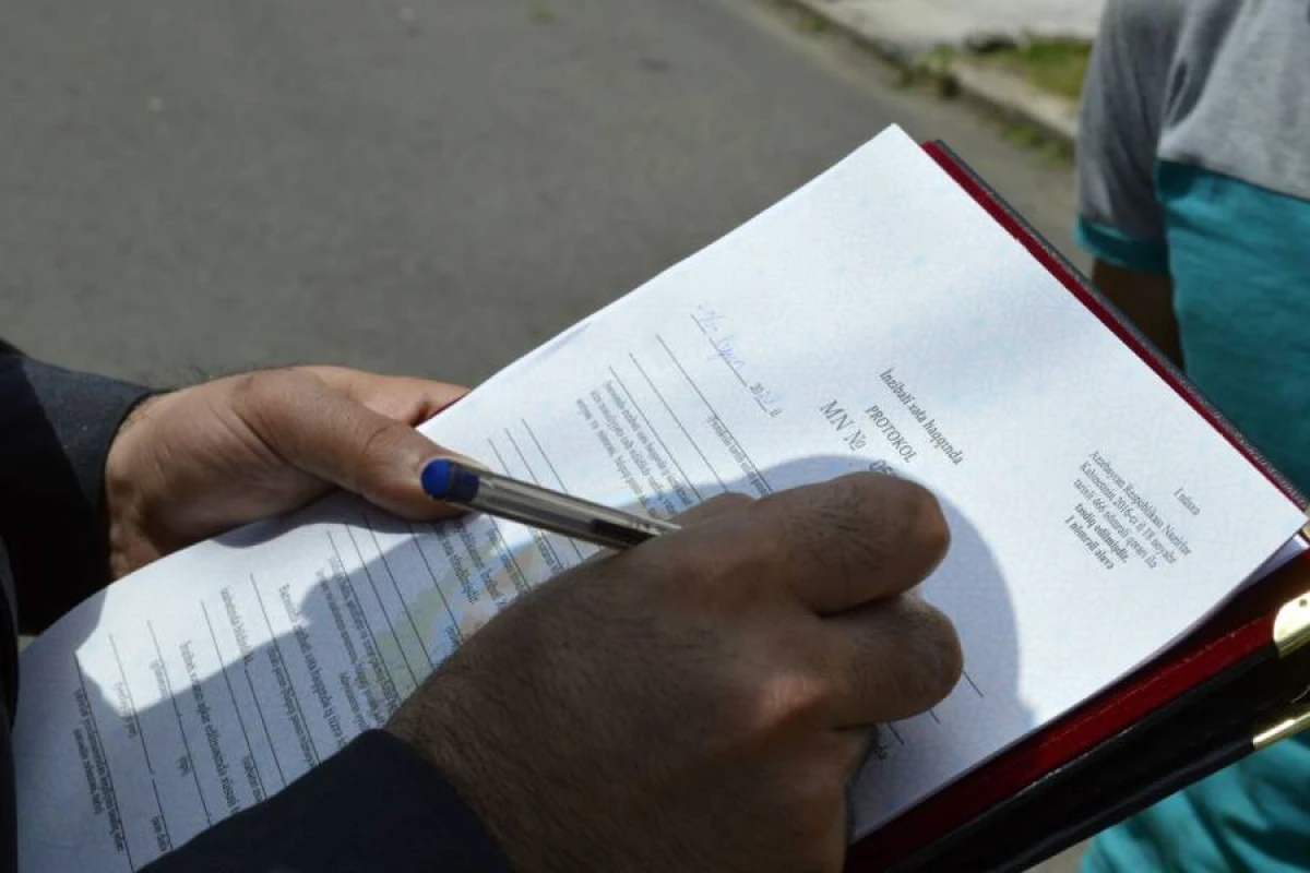 Cibinizdə bu cihaz varsa, [[DİQQƏT! Səhvən CƏRİMƏLƏNƏ BİLƏRSİNİZ!]]