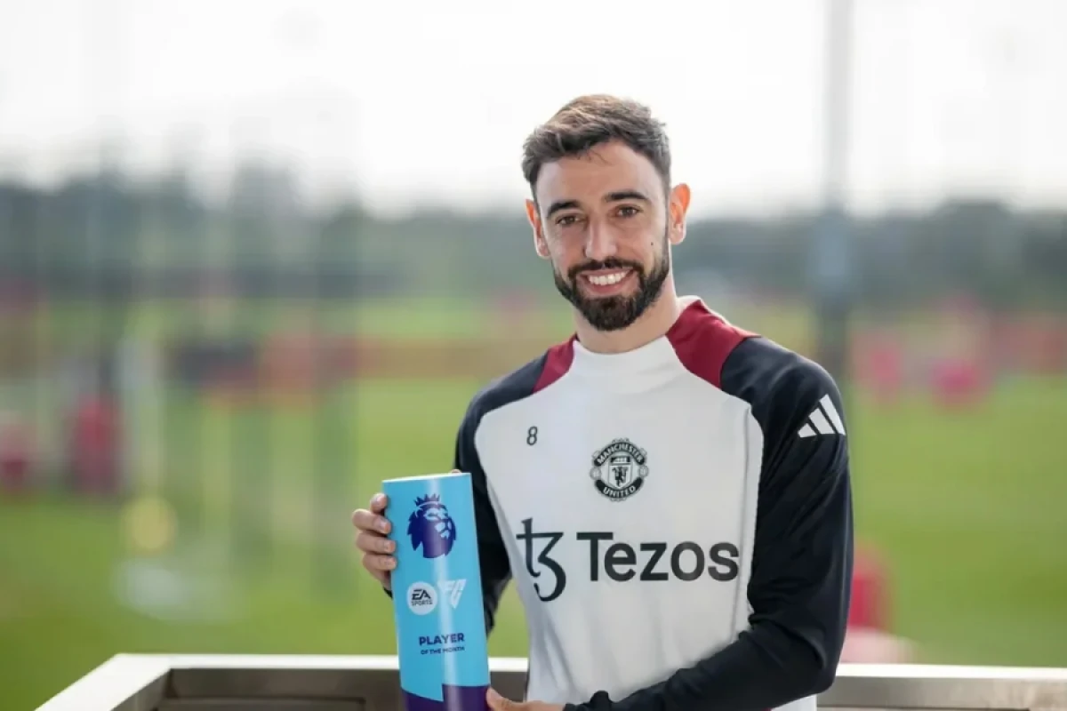 [[Brunu Fernandeş]] İngiltərədə ayın futbolçusu seçildi