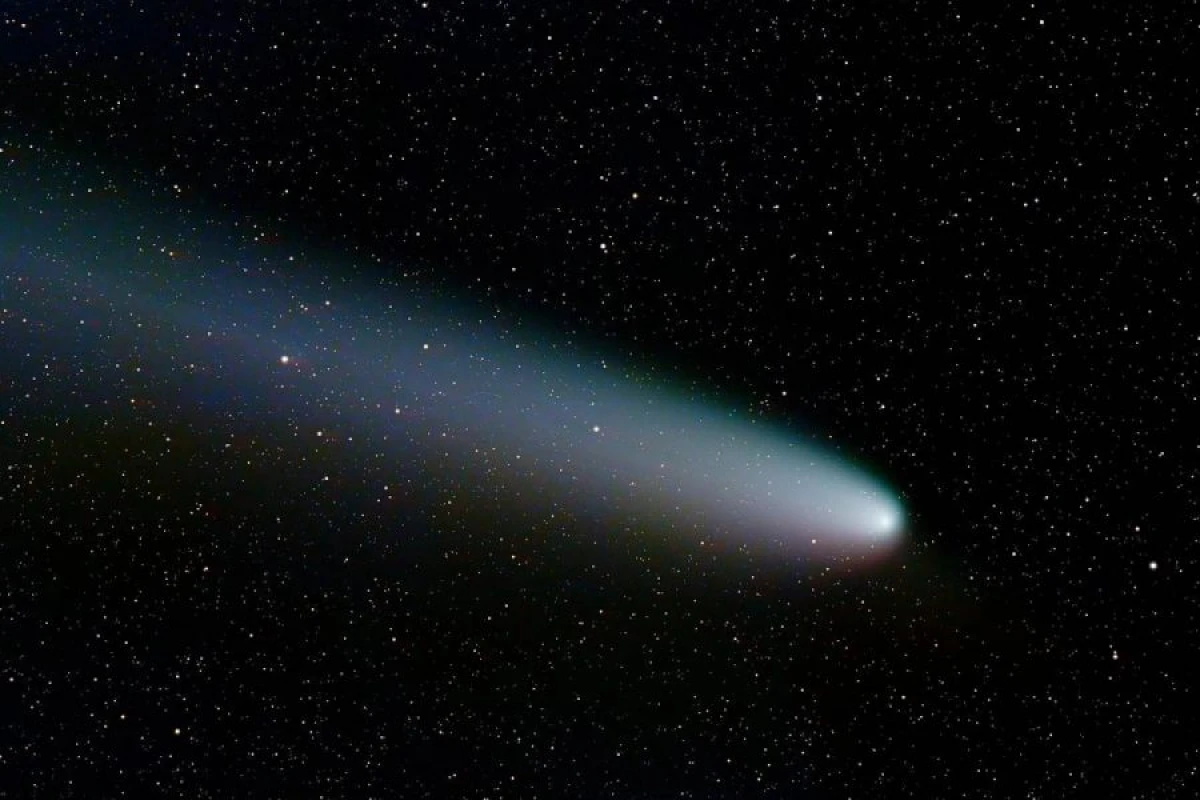 İlin ən parlaq kometi Günəşə yaxınlaşarkən [[məhv oldu]]