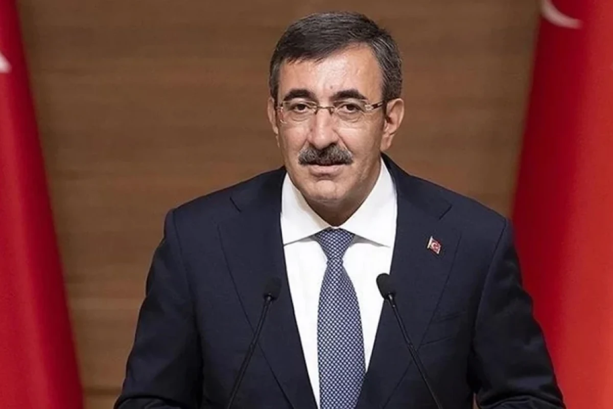 [[Cevdet Yılmaz:]] "Türkiyənin sabitliyinin qəsdinə duranlar var"