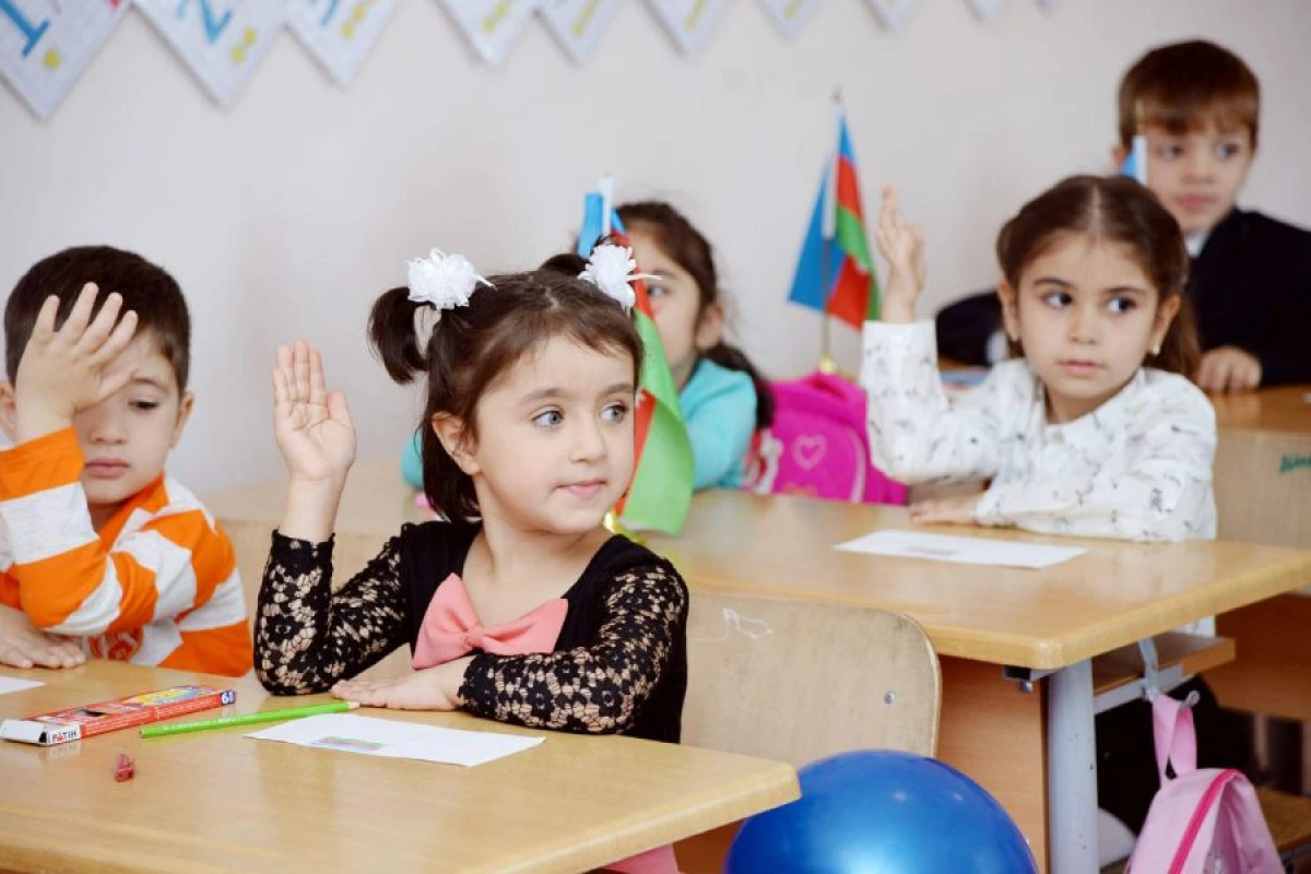 Məktəbəhazırlıq qrupları üzrə şagird yerdəyişməsi [[dayandırılır]]