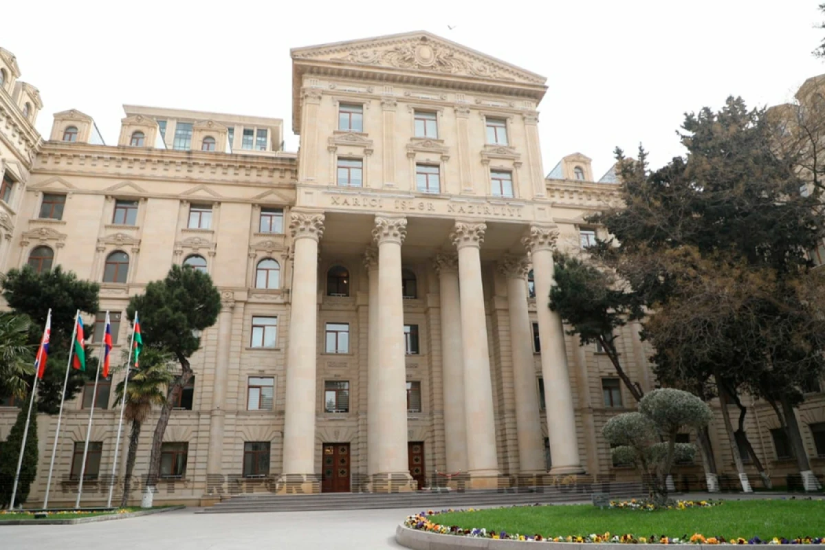 [[Azərbaycan XİN]] Suriyanı Milli Günü münasibətilə təbrik etdi