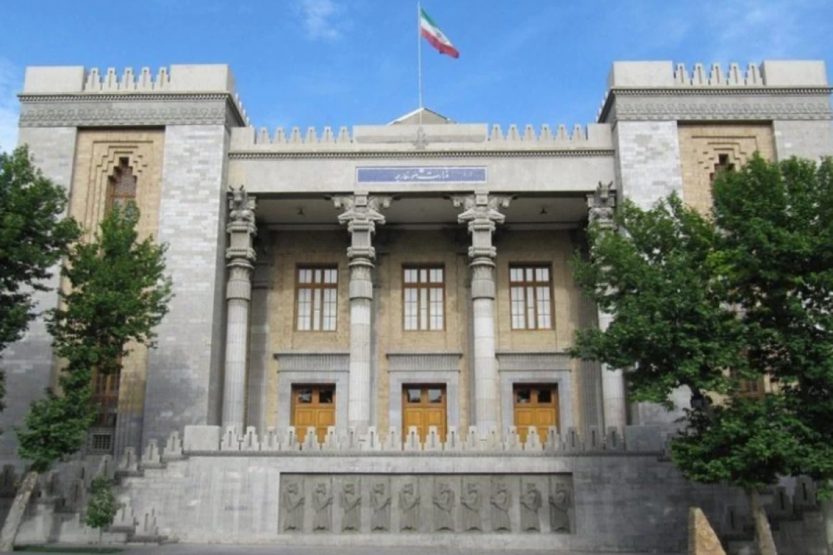 [[İran XİN:]] "Ölkə ABŞ-nin bombardmanlarına tərəddüd etmədən cavab verəcək"