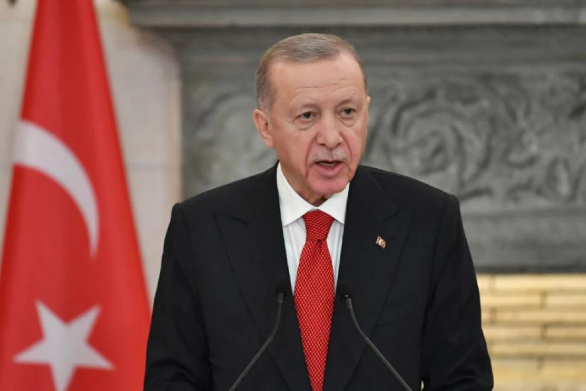 [[Türkiyədə sosial media üzərində]] sərt nəzarət tətbiq ediləcək