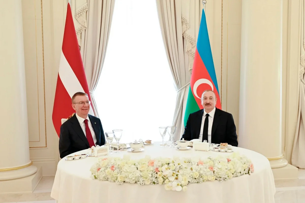 Latviya Prezidentinin [[şərəfinə rəsmi lanç]] verildi