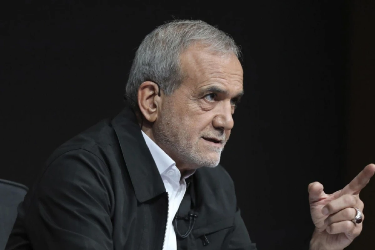 Pezeşkian [[30 milyon nəfərdən]] kömək istədi