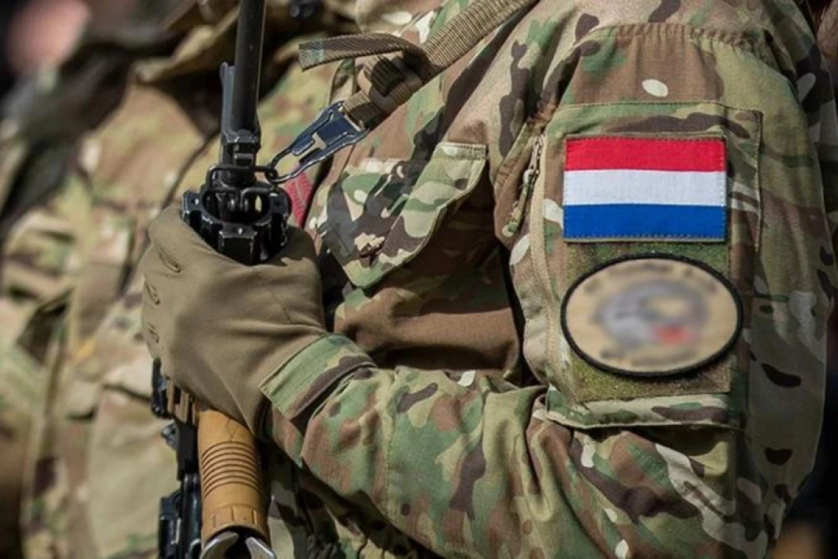 Niderlandda hərbi poliqonda yanğın -  [[1500-dən çox qaçqın təxliyə olundu]]