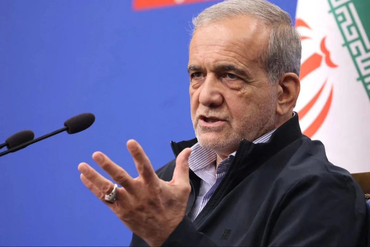 [[Pezeşkian:]] "Dəniz blokadası İrana qarşı hərbi əməliyyatın davamıdır"