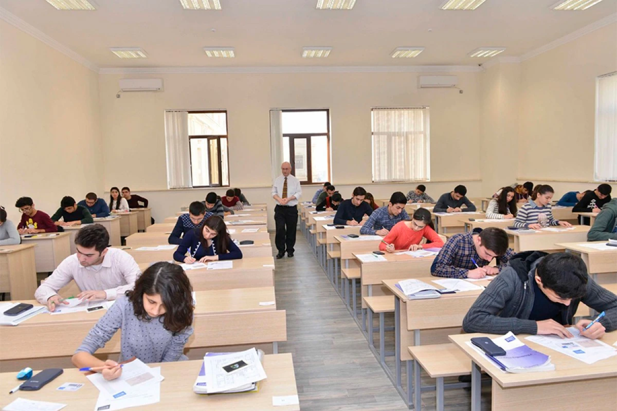 Abituriyentlərin [[NƏZƏRİNƏ - Həftəsonu İMTAHAN VAR!]]