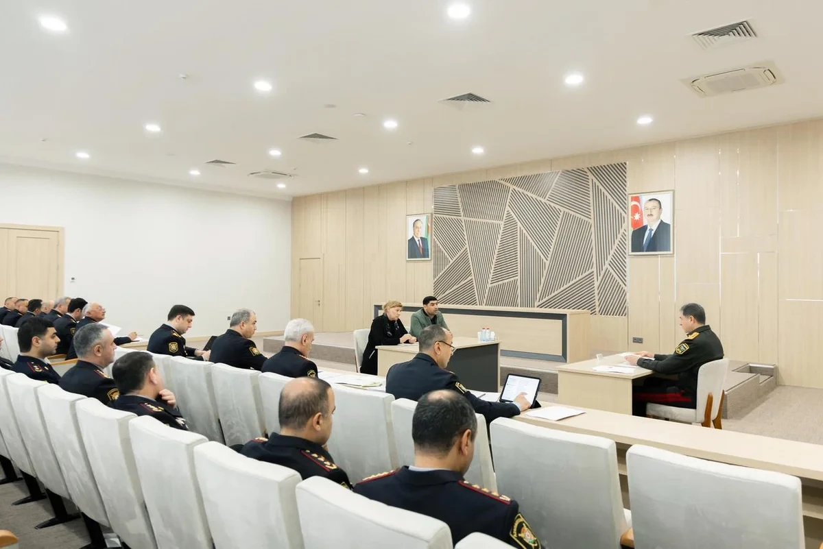 Nazir GƏLƏCƏYİN POLİSLƏRİNİ seçdı — 7