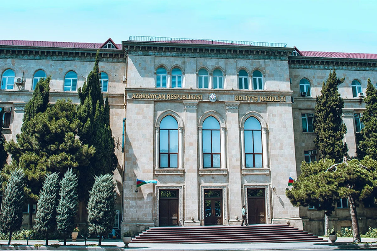 Ədliyyə orqanlarına [[qəbulla bağlı test imtahanı]] keçirildi