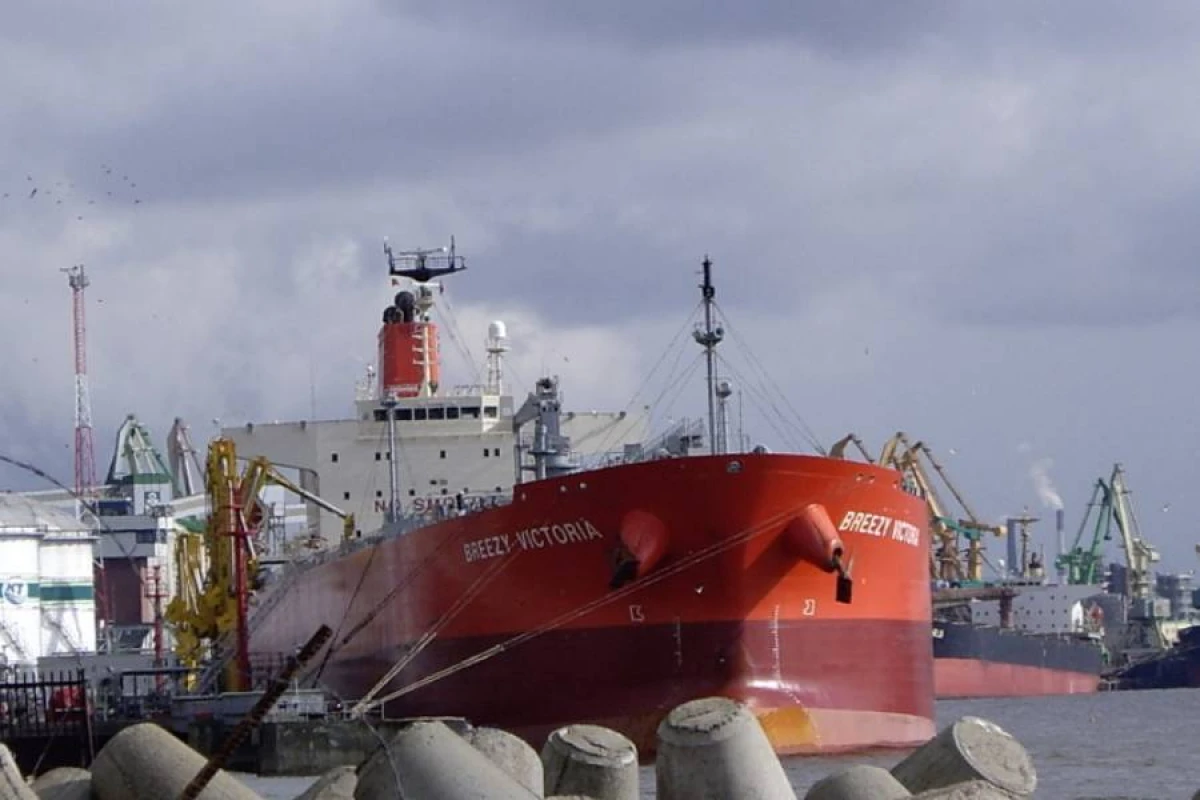 İsveçdə sanksiyalı tanker əməliyyatı: Rusiyalı kapitan azad olundu