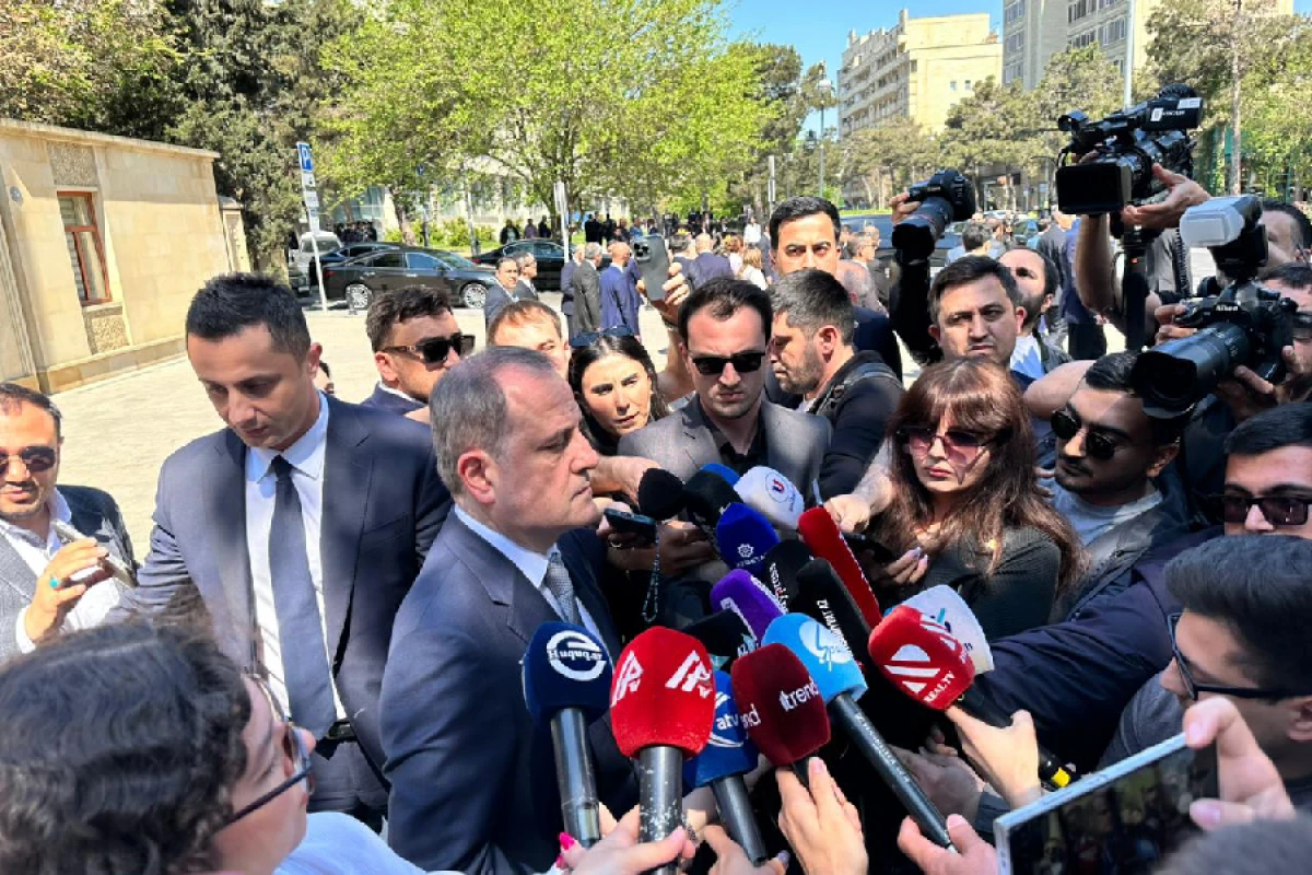 Nazir Şahin Mustafayevin İrəvandakı "sirr"ini açdı: 3 sənəd...