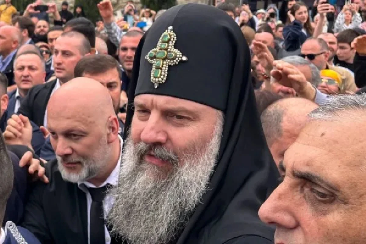 Patriarx III Şio taxta çıxdı