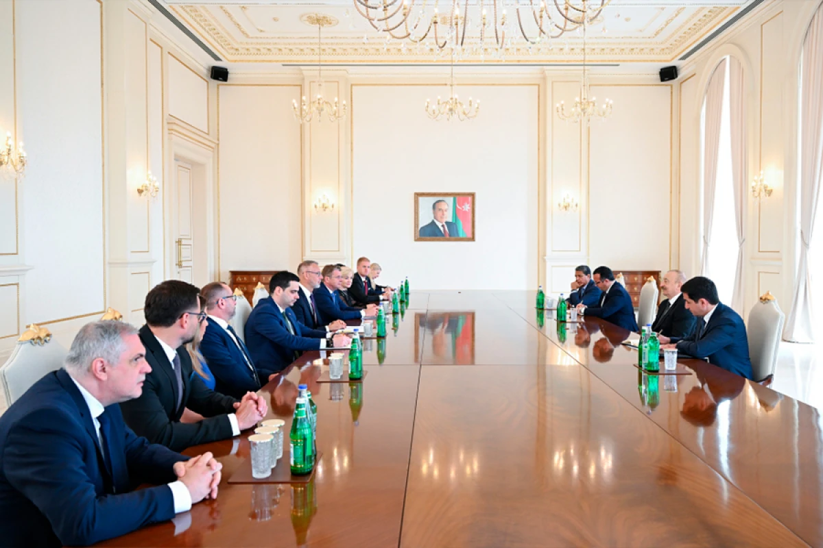 Prezident Slovak heyəti qəbul etdi