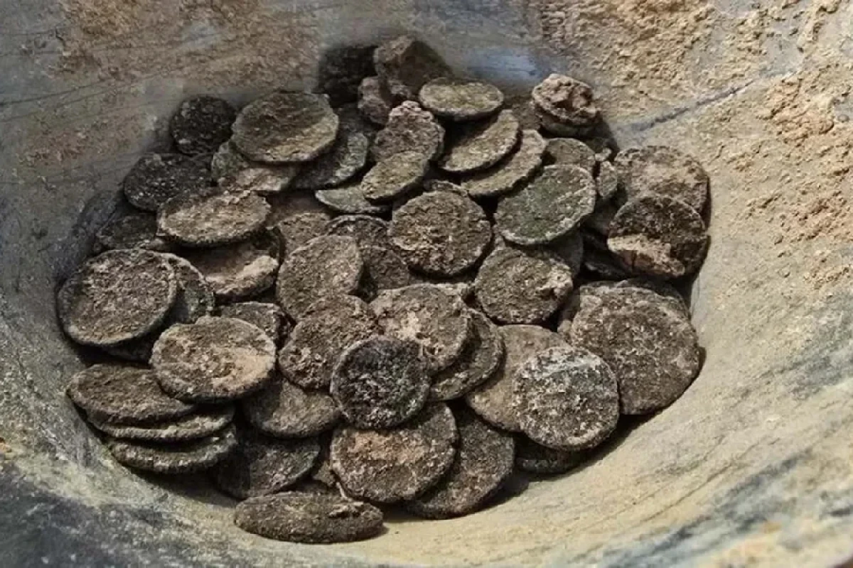 Xorvatiyada Roma dəfinəsi tapıldı: Əsgər maaşı olduğu ehtimal edilir